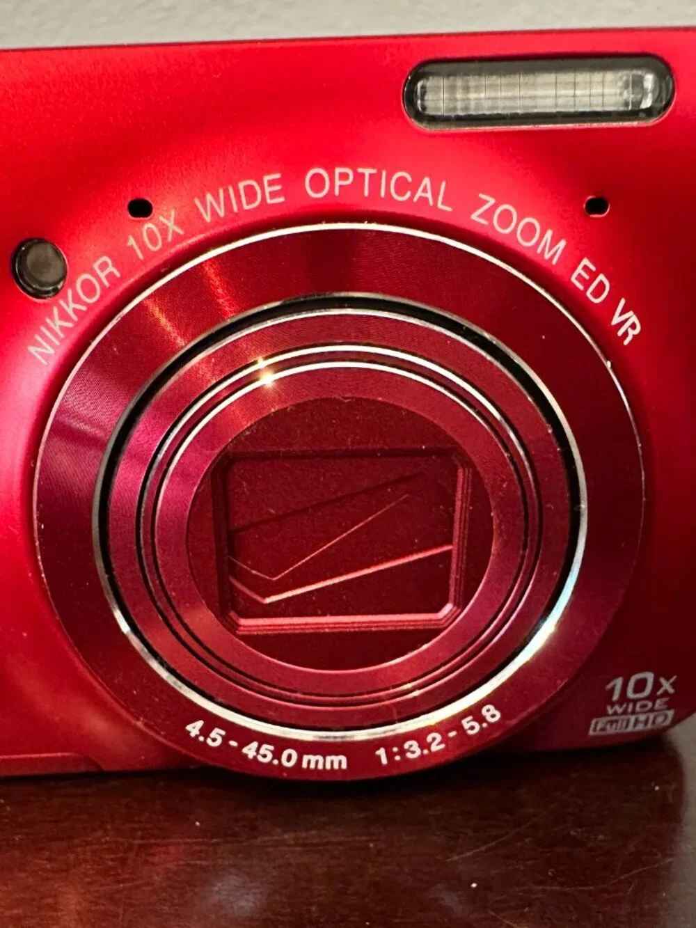 Nikon COOLPIX S6300 Digital Camera 16.0MP 10X Optical Zoom Red 90%